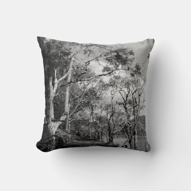 TREES CUSHION (Front)