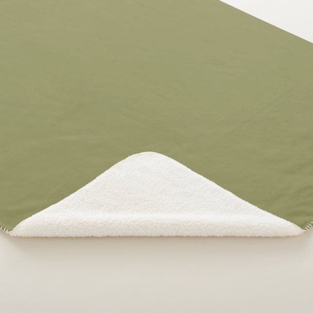 Trend Colour - Olive Green Sherpa Blanket (3/4)