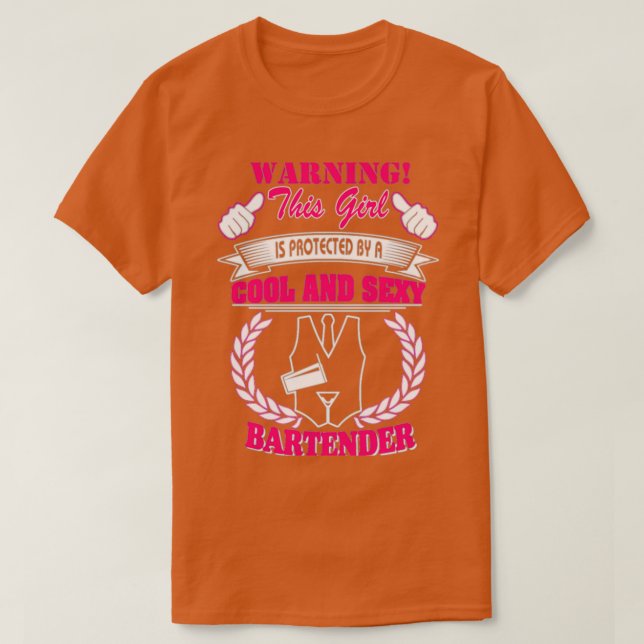 Trending Funny Girl Love Bartender T-Shirt (Design Front)