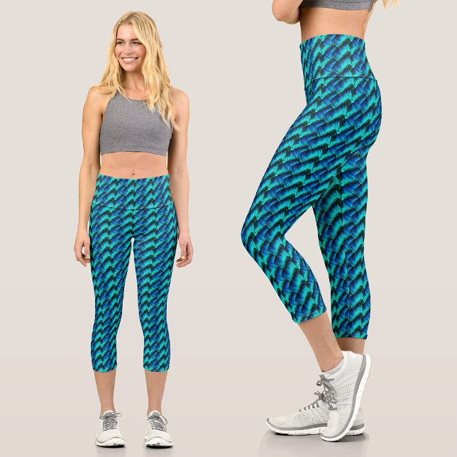 Trendy Abstract Geometric Angular Blue Pattern Capri Leggings (Creator Uploaded)