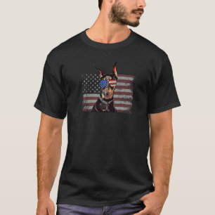 Trendy Doberman Dog July 4th Retro Usa American Fl T-Shirt