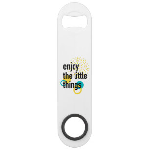 Trendy fun happy design of Enjoy the Lıttle Things