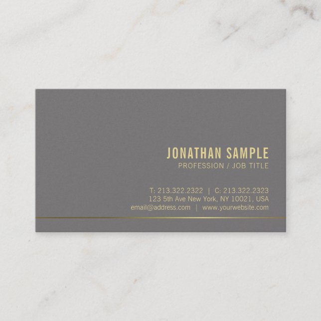 Trendy Gold Text Elegant Design Modern Plain Luxe Business Card (Front)