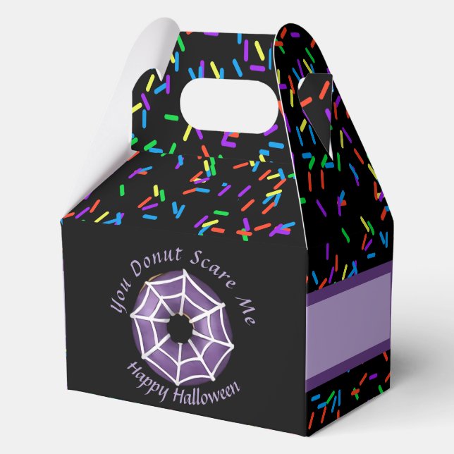 Trendy Halloween Spooky Purple Web Doughnut Party Favour Box (Front)