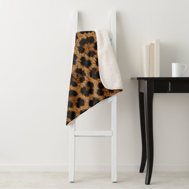 Trendy Leopard Pattern Soft Sherpa Blanket Home (In Situ)