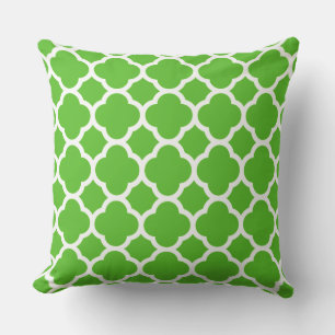 Trendy Lime Green Quatrefoil Pattern Outdoor Cushion