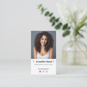 Trendy  Minimalist Social Media Makeup Artist  Business Card