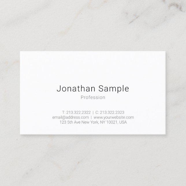 Trendy Modern Minimalist Elegant Professional Business Card (Front)