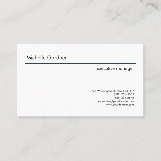 Trendy Plain Creative Modern Minimalist Business Card (Front)