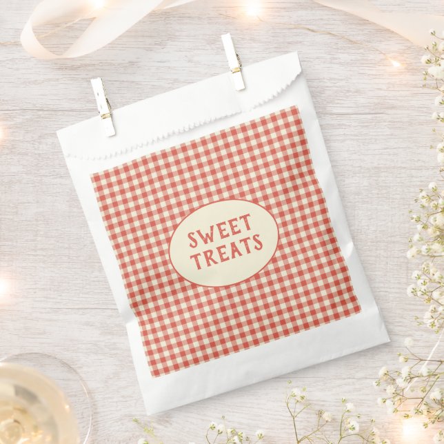 Trendy Vintage Red Chequerboard Pattern Custom  Favour Bags (Clipped)