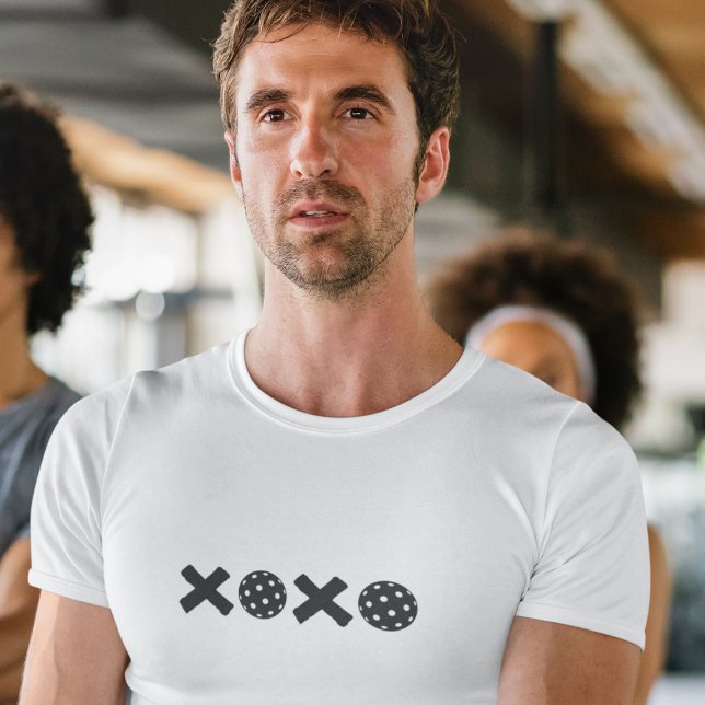Trendy XOXO Pickleball Hugs & Kisses T-Shirt (Creator Uploaded)