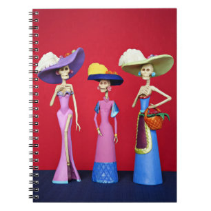 Tres Catrinas Notebook