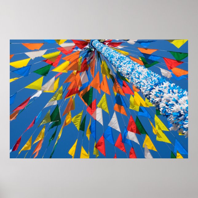 Triangle Flag Decoration (Front)