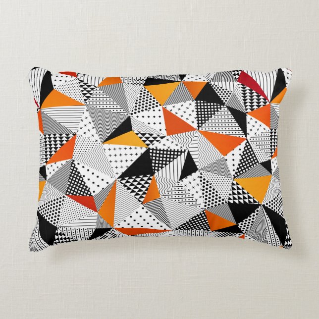 Triangle seamless pattern. Contrasting fashionable Decorative Cushion (Front)