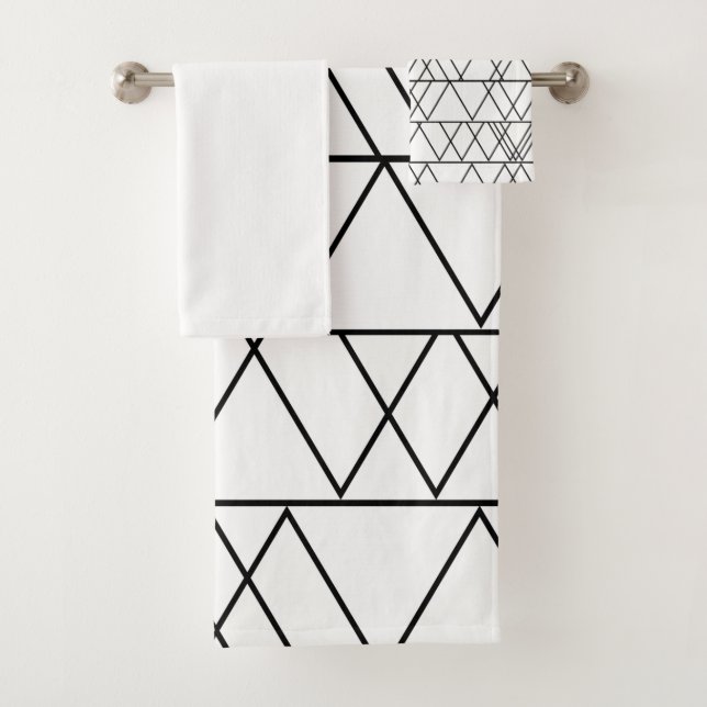 Triangles  bath towel set (Insitu)