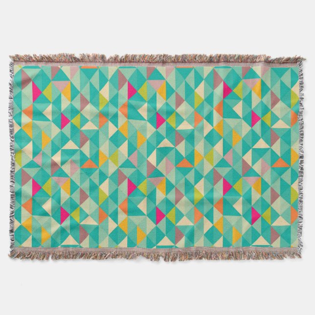 Triangles pattern throw blanket (Front)