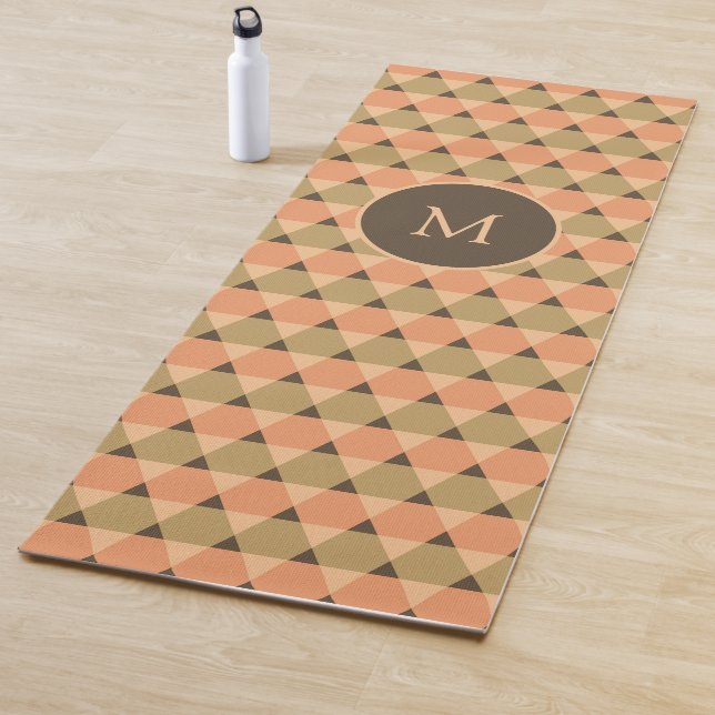 Triangles Pattern Yoga Mat (In Situ)