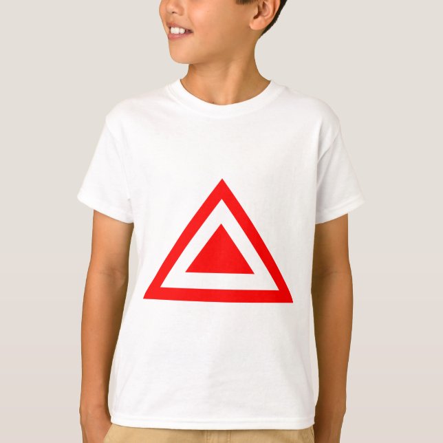 Triangular Arrow 01 T-Shirt (Front)
