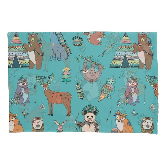 Tribal animals: woodland forest pattern. pillowcase (Front)