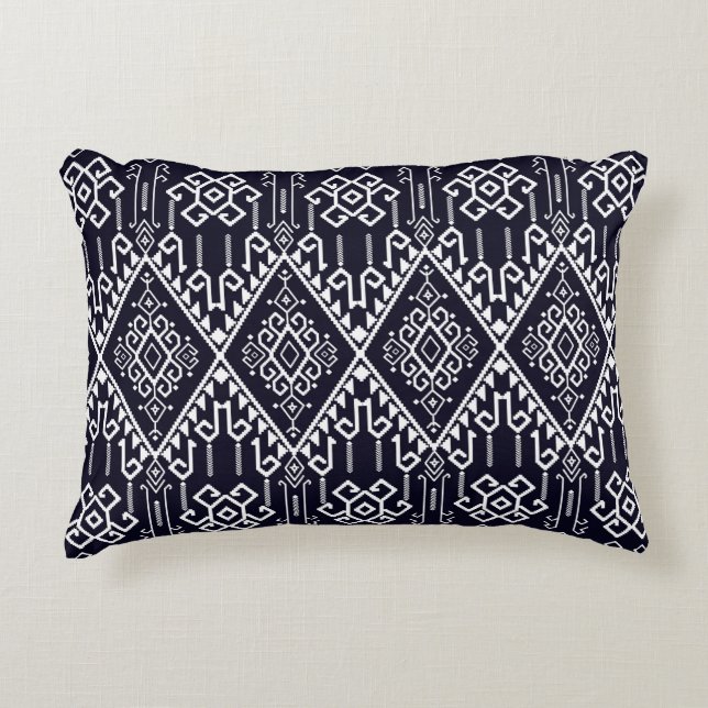 Tribal ethnic seamless pattern decorative cushion (Front)