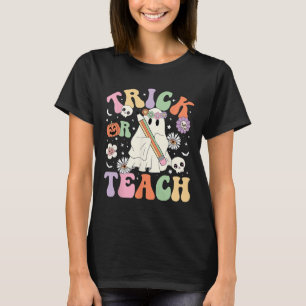 Trick Or Teach Cute Teacher Halloween Retro Floral T-Shirt