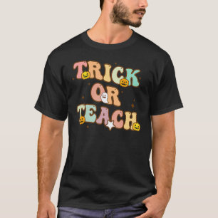 Trick Or Teach Groovy Teacher Halloween Costume 20 T-Shirt
