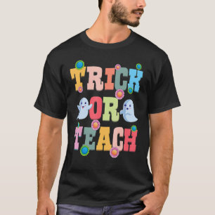Trick Or Teach Halloween Teacher Cute Ghost Retro T-Shirt