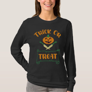 Trick or treat crossbones Halloween pumpkin T-Shir T-Shirt