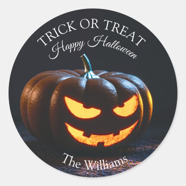 Trick or Treat Halloween Pumpkin Scary Cute Classic Round Sticker (Front)