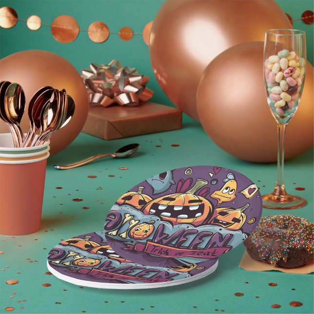 Trick Or Treat Paper Plates (Creator Uploaded)