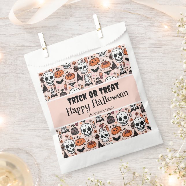 Trick or Treat Pink Halloween Custom Family Name Favour Bags (Clipped)