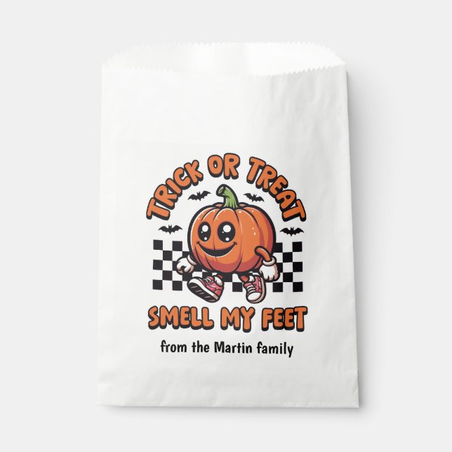 Trick or Treat Smell My Feet Halloween Favour Bags (Front)