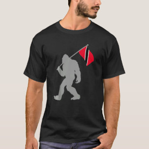 Trinidad and Tobago Flag on Trinidad and Tobago Fl T-Shirt
