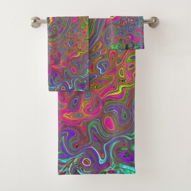 Trippy Hot Pink Abstract Retro Liquid Swirl Bath Towel Set (Insitu)