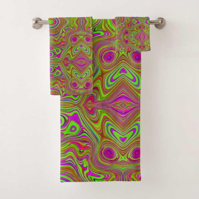 Trippy Retro Chartreuse Magenta Abstract Pattern Bath Towel Set (Insitu)
