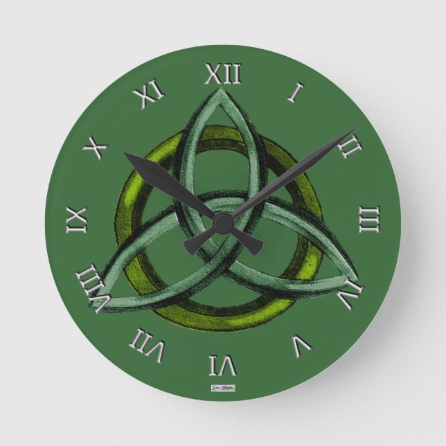 Triquetra (Green) Round Clock (Front)