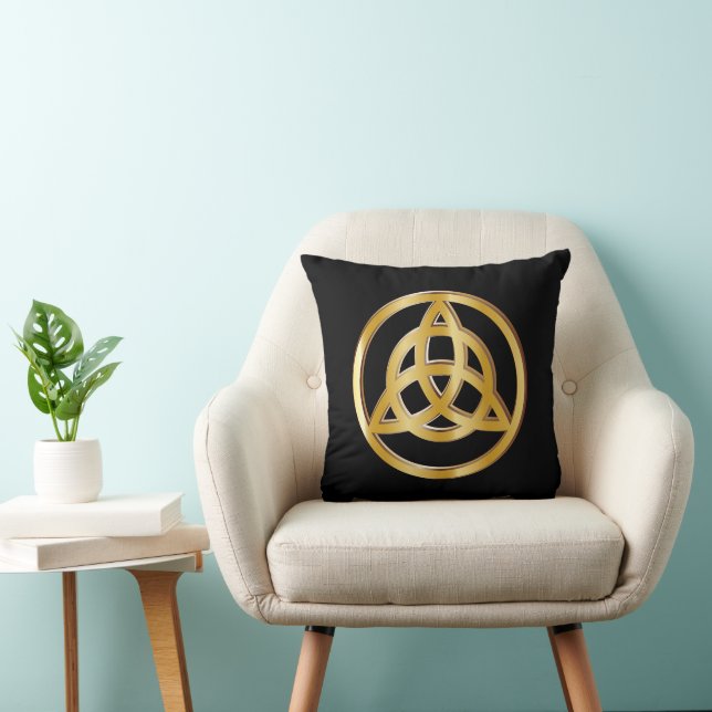 Triquetra symbol cushion (Chair)