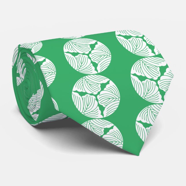Trisected ivy leaves tie (Rolled)