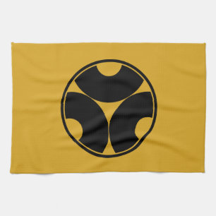 Trisected snake eyes in threadlike ring tea towel