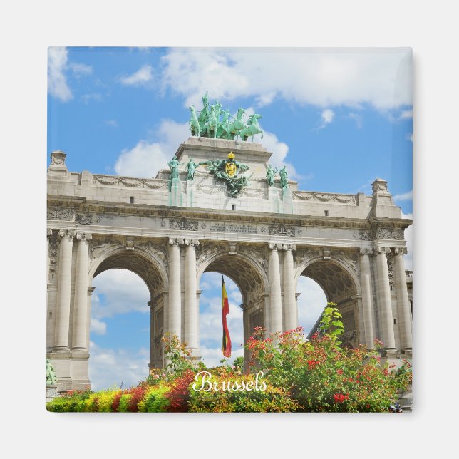 Triumphal Arch in Cinquantennaire Park in Brussels Magnet (Front)