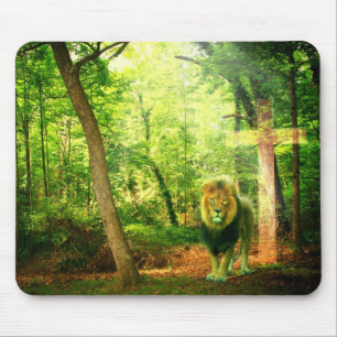 Triumphant King Mouse Pad