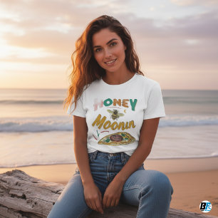 TRIXIE Retro 70's Themed Honeymoonin' Bride T-Shir T-Shirt