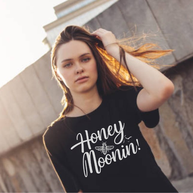 TRIXIE Retro 70's Themed Honeymoonin' Bride  T-Shirt (Creator Uploaded)