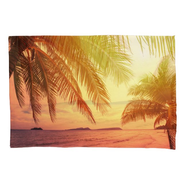 Tropical Beach Paradise: Serene Landscape. Pillowcase (Front)