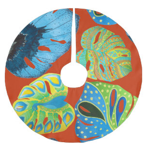 Tropical Chic: Seamless Leafy Pattern. Brushed Polyester Tree Skirt