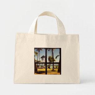 Tropical Fiji Beach Scene bagttcn Mini Tote Bag