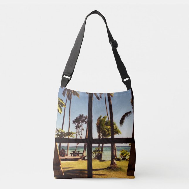 Tropical Fiji Beach Scene cbbcna Crossbody Bag (Front)