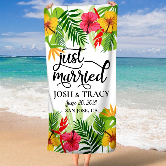 Tropical Just Married Honeymoon Wedding  Bath Towel (Tropical Just Married Honeymoon Wedding Bath Towel)