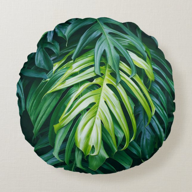 Tropical leaves: dark nature background. round cushion (Front)