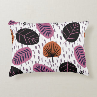 Tropical leaves, fashionable seamless pattern. decorative cushion